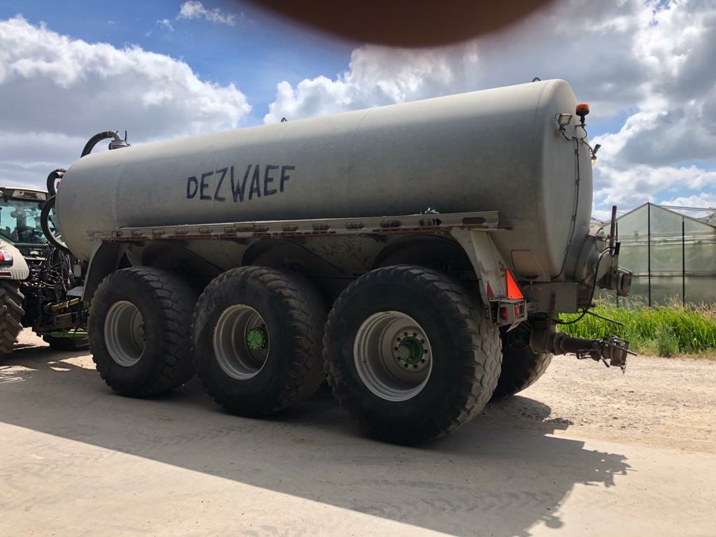 Dezwaef 26 kuub transport tank