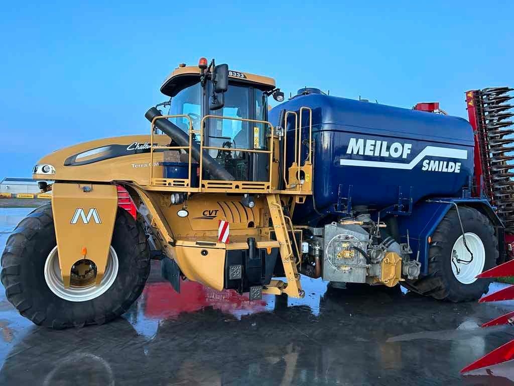 Terra Gator 8333