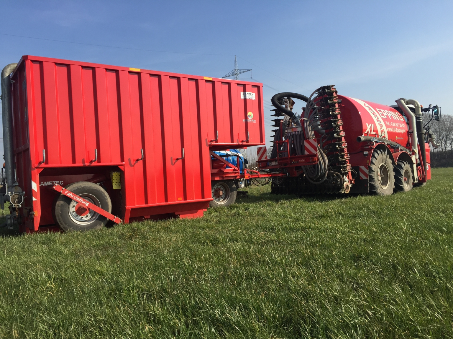Mestcontainer met neuswiel