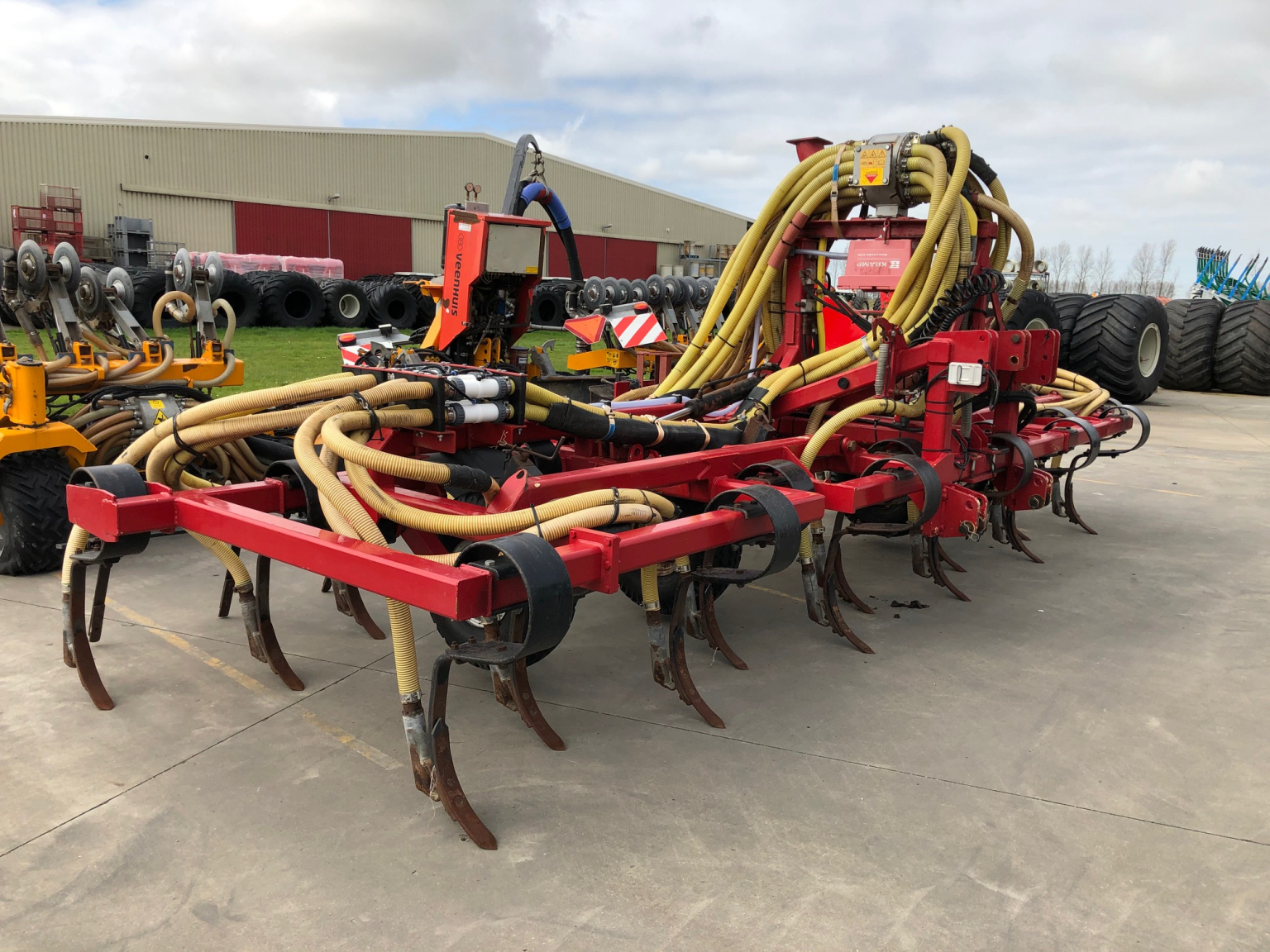 Veenhuis 7,8 meter bouwland bemester (rood gespoten)