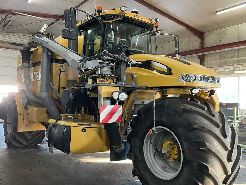 Terra Gator 8333