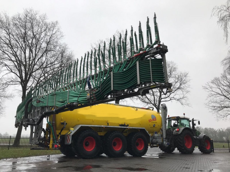 Wienhoff 30000 liter tank met Vogelsang 18/24 bemester