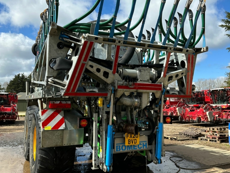Joskin Volumetra18000 met Bomech 12m