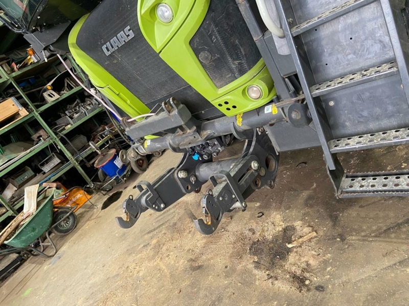 Claas Xerion 4000 Saddle Track