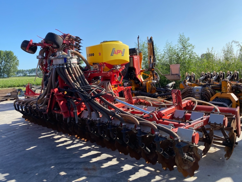 Evers 6m schijveneg met APV zaaimachine