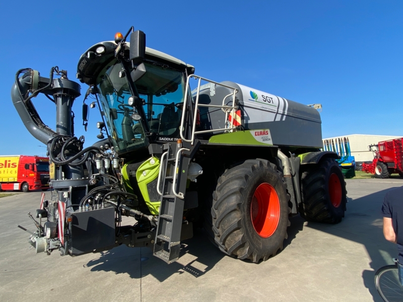 Claas Xerion 4000