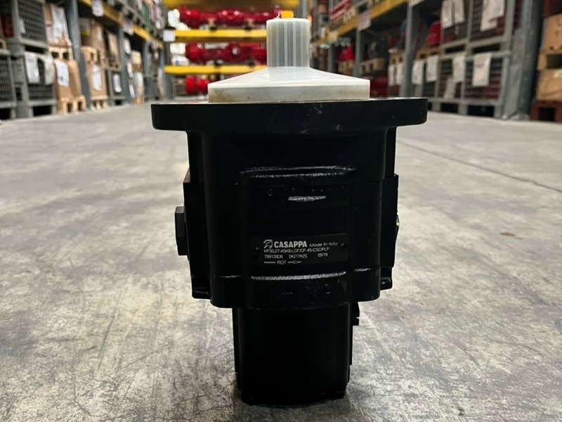 TW pomp 27 11CC / 15T