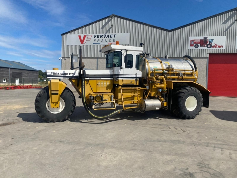 Terra Gator 1703