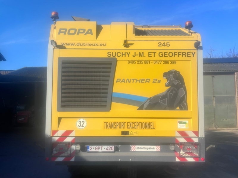 Ropa Panther 2