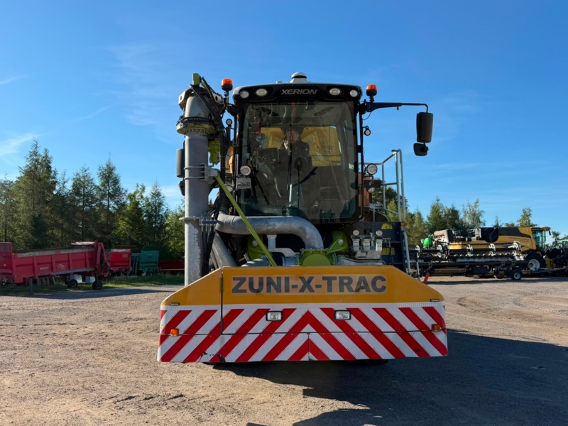 Claas Xerion